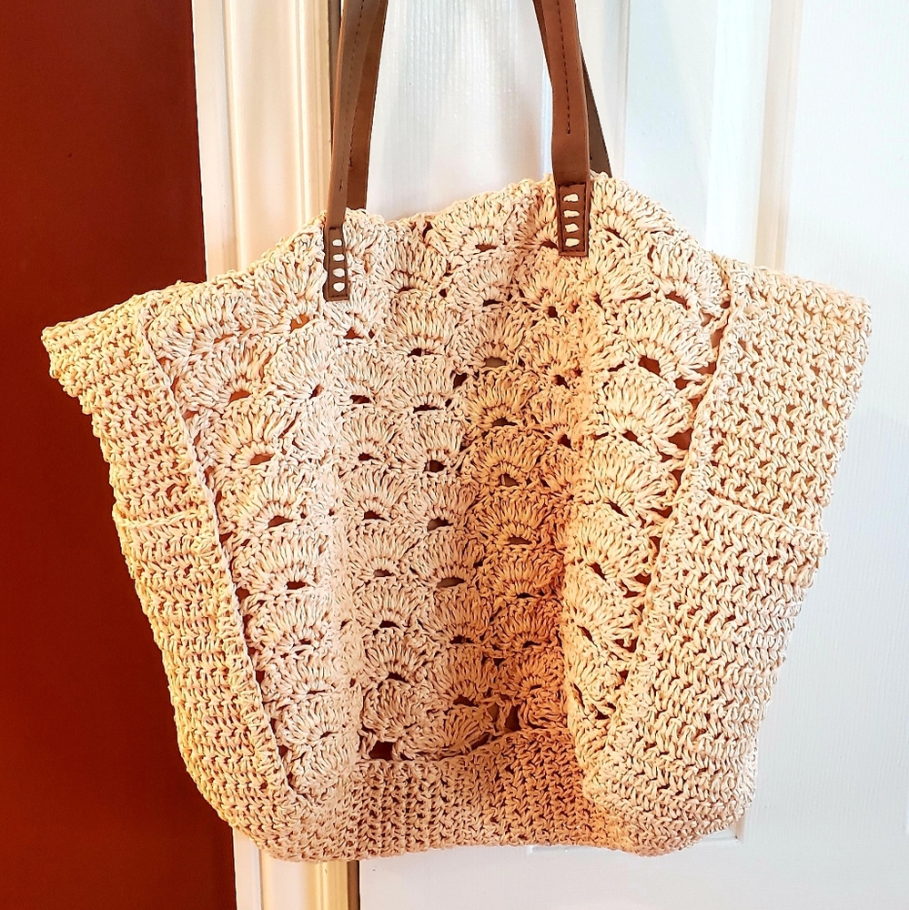 Straw studios beach/pool tote